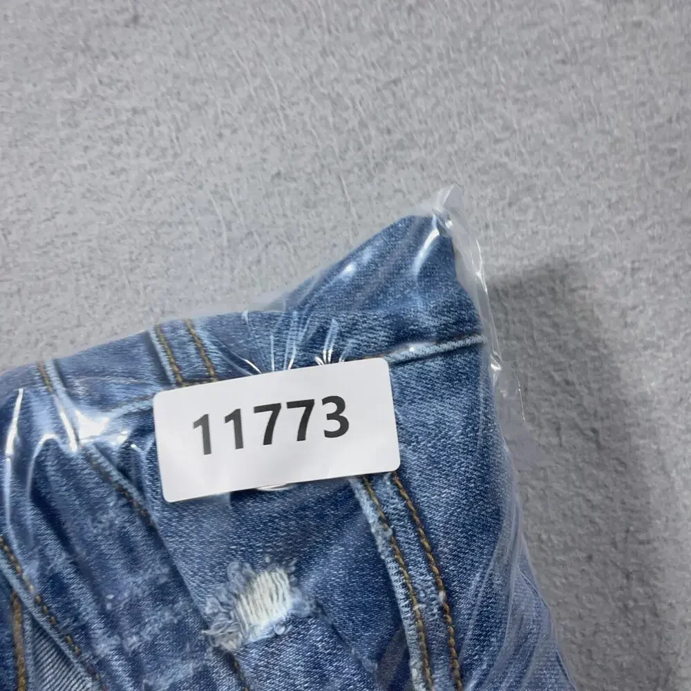 Judy‎ Blue Jeans Womens 7/28  Skinny Fit Distressed Plaid Patch Medium Wash